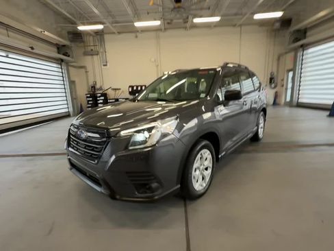 Certified 2022 Subaru Forester AWD/4WD image 8