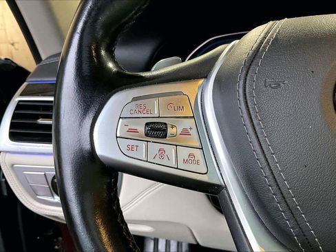 Used 2020 BMW 745e xDrive image 19