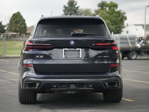 New 2026 BMW X5 xDrive50e w/ M Sport Package AWD/4WD image 4