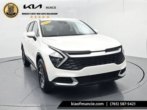 Certified 2023 Kia Sportage LX AWD/4WD image 2