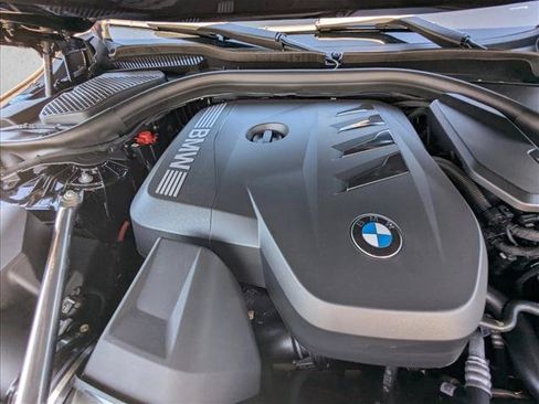 Used 2026 BMW 530i w/ M Sport Package RWD image 16