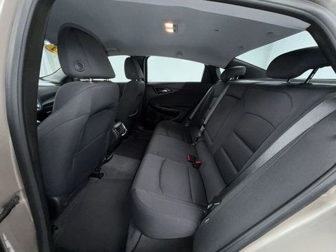 Used 2024 Chevrolet Malibu LT FWD image 4