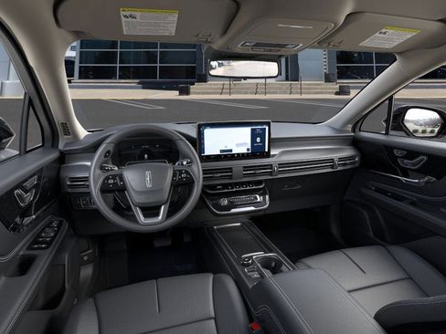 New 2026 Lincoln Corsair Premiere w/ Rear Removable Package Tray image 9