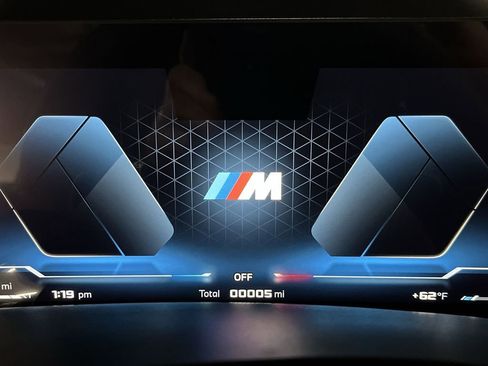 New 2026 BMW X5 M60i w/ Executive Package image 15