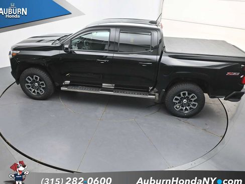 Used 2023 Chevrolet Colorado Z71 w/ Z71 Convenience Package 2 AWD/4WD image 27