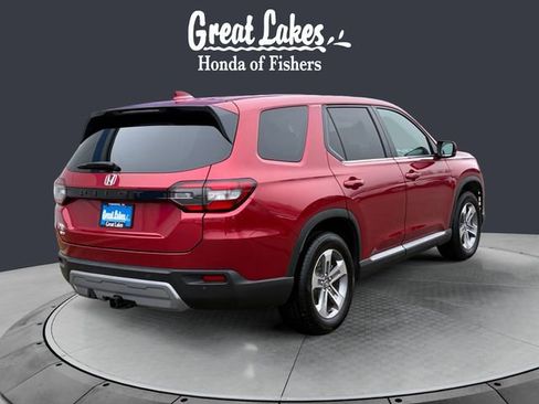 Certified 2025 Honda Pilot EX-L image 5