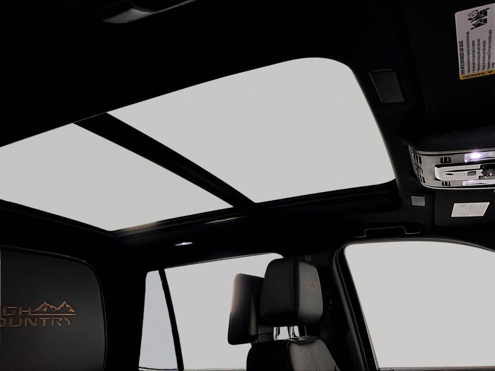 New 2026 Chevrolet Tahoe High Country AWD/4WD image 13
