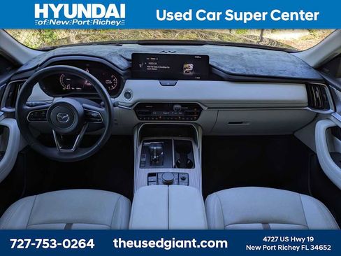 Used 2024 MAZDA CX-90 3.3 Turbo w/ Premium Plus Pkg AWD/4WD image 22