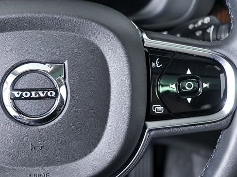 Certified 2023 Volvo XC60 B5 Plus w/ Protection Package AWD/4WD image 12