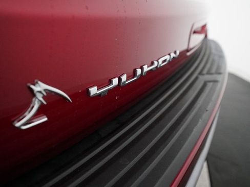 Used 2023 GMC Yukon Denali Ultimate image 29