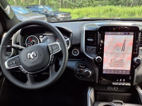 New 2025 RAM 1500 Big Horn AWD/4WD image 10