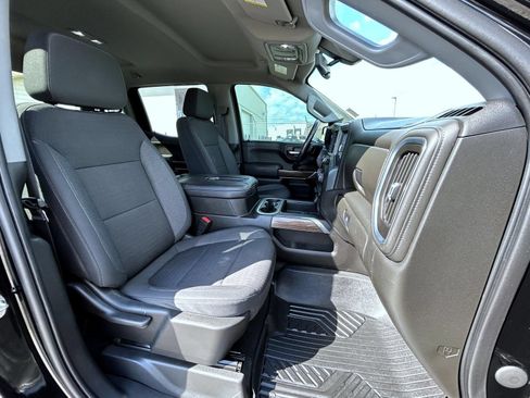 Used 2022 Chevrolet Silverado 1500 RST AWD/4WD image 16