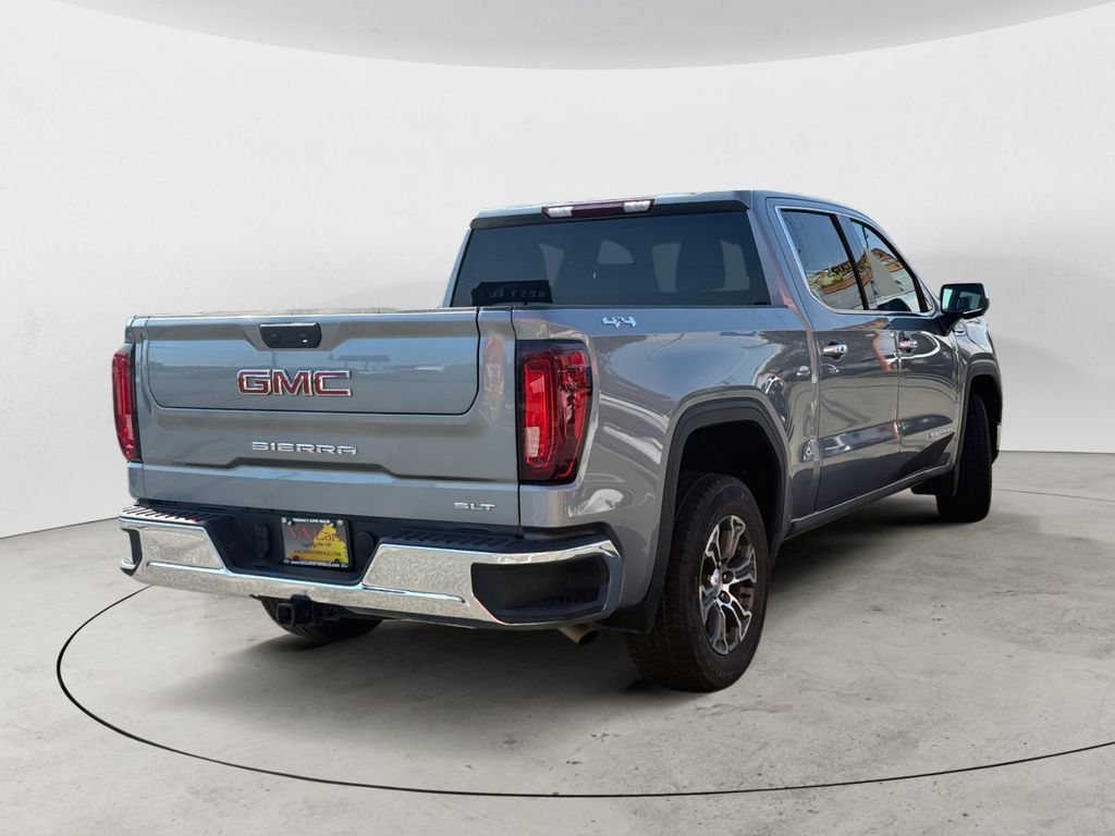 Used 2025 GMC Sierra 1500 SLT AWD/4WD image 3