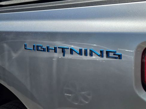 Used 2025 Ford F150 Lightning Lariat AWD/4WD image 8