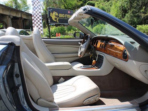 Used 2000 Jaguar XK8 Convertible RWD image 39