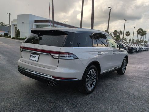 Certified 2020 Lincoln Aviator Reserve w/ Elements Package Plus AWD/4WD image 4