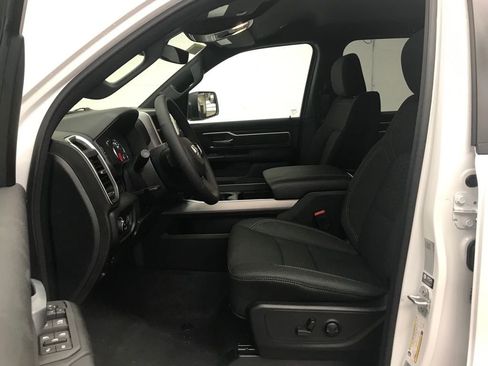 New 2026 RAM 1500 4x4 Crew Cab image 12