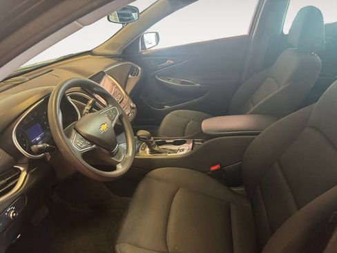 Used 2024 Chevrolet Malibu LS FWD image 9