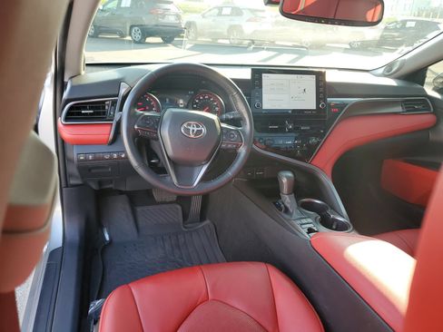Used 2024 Toyota Camry XSE w/ Cold Weather Package FWD image 9