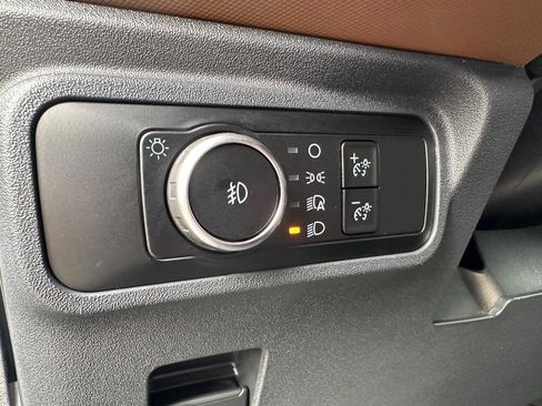 Used 2024 Ford Bronco Outer Banks image 30