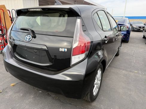 Used 2016 Toyota Prius C Three FWD image 6