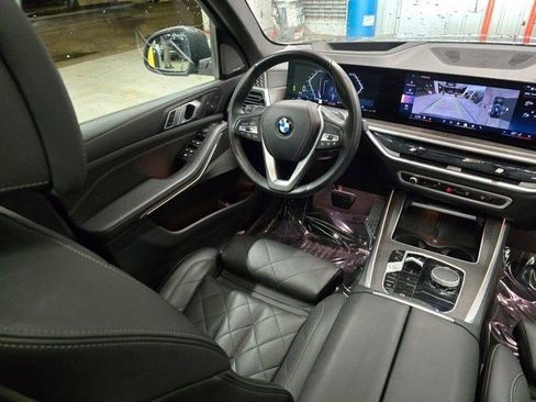 Used 2025 BMW X5 xDrive40i AWD/4WD image 38