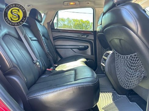 Used 2015 Cadillac SRX Luxury image 17