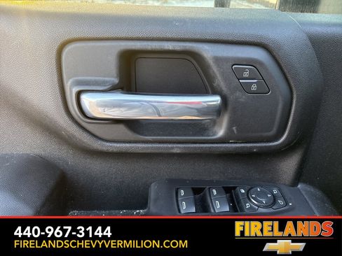 Certified 2021 Chevrolet Silverado 2500 Custom w/ Custom Value Package image 10