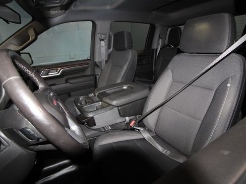 Used 2022 GMC Sierra 1500 SLE w/ Preferred Package AWD/4WD image 4