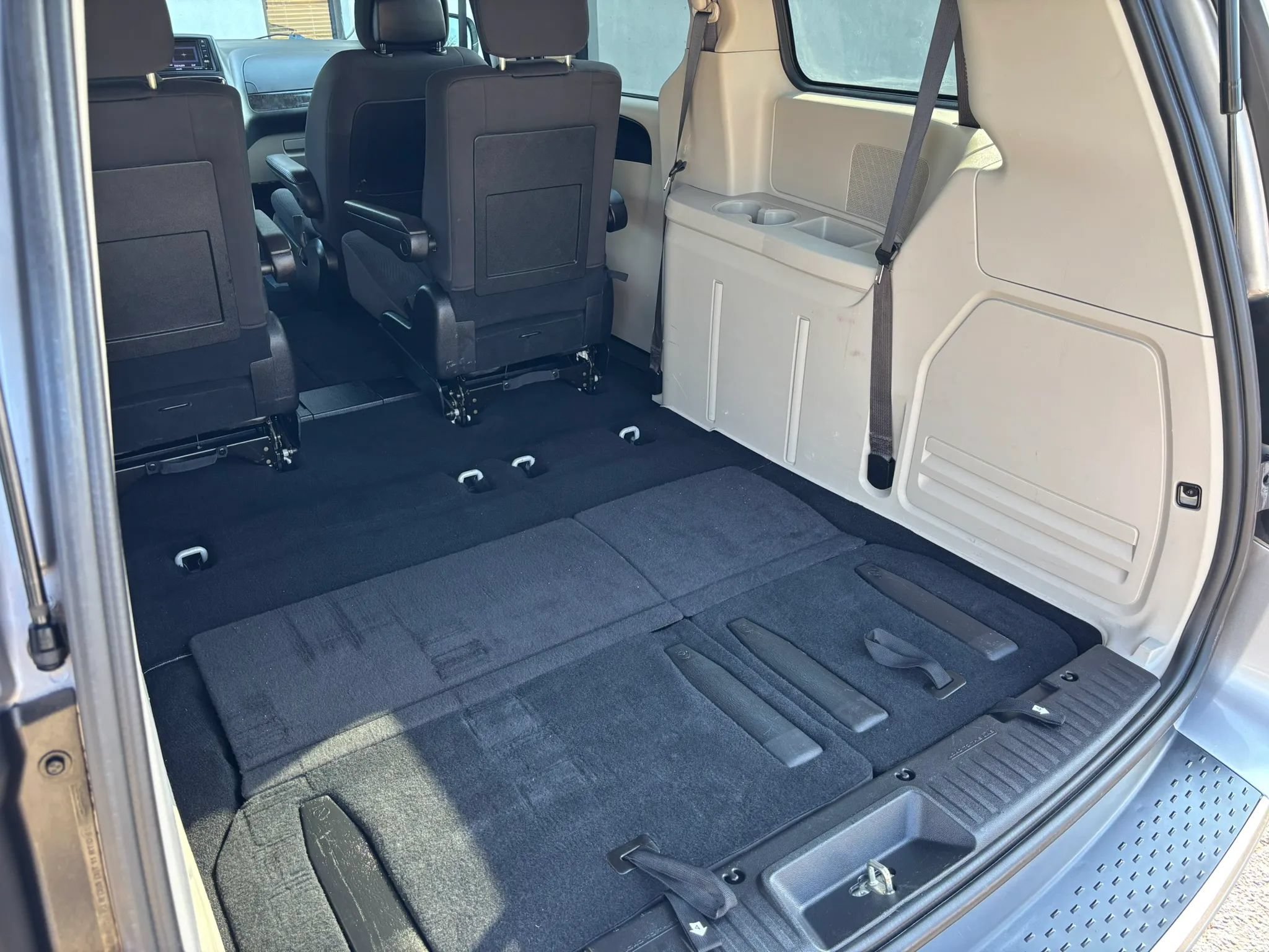 Used 2019 Dodge Grand Caravan SE w/ UConnect Hands-Free Group FWD image 62