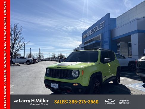 Used 2018 Jeep Renegade Trailhawk image 1