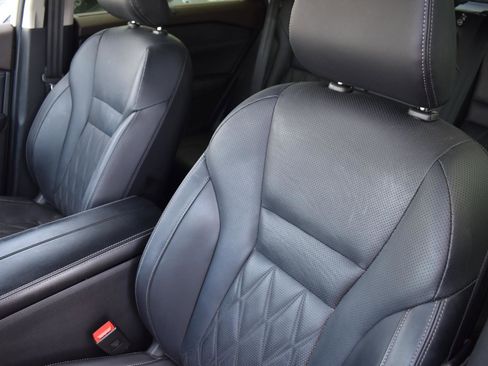 Used 2023 Nissan Rogue Platinum w/ Platinum Premium Package FWD image 29