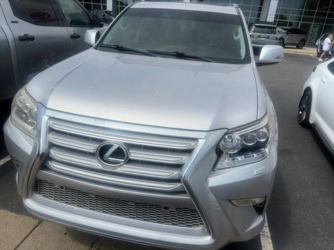 Used 2014 Lexus GX 460 w/ Premium Package AWD/4WD image 6