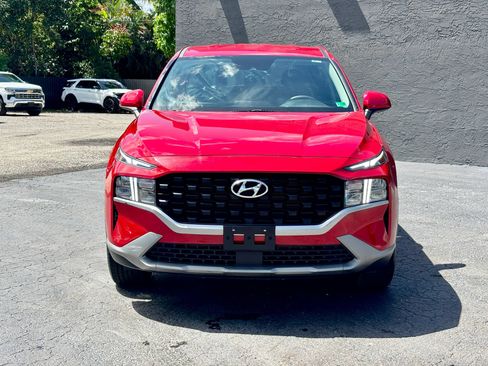Used 2023 Hyundai Santa Fe SE AWD/4WD image 2