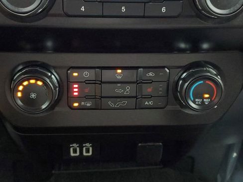 Used 2019 Ford F150 XLT w/ Equipment Group 302A Luxury image 32