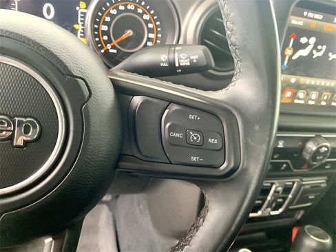 Used 2022 Jeep Gladiator Sport image 31