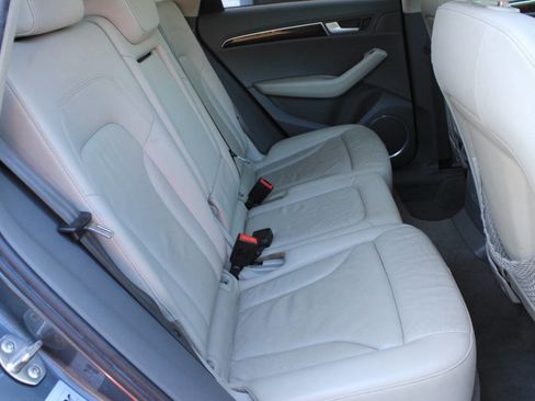 Used 2012 Audi Q5 2.0T Premium Plus w/ Premium Plus Pkg image 16