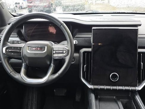 Used 2024 GMC Acadia Elevation image 22