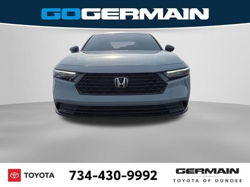 Used 2024 Honda Accord Sport image 3