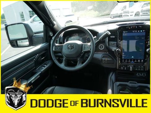 Used 2024 RAM 3500 Limited image 16