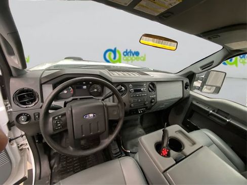Used 2015 Ford F250 XL w/ Power Equipment Group AWD/4WD image 26