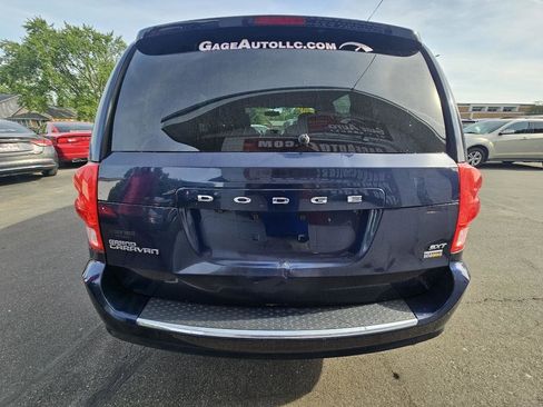 Used 2017 Dodge Grand Caravan SXT FWD image 10