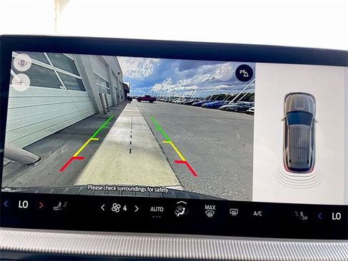 Used 2025 Ford Explorer Active image 17