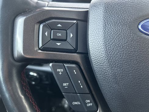 Used 2021 Ford Expedition Max Limited image 17