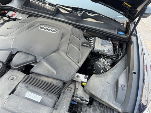 Used 2024 Audi Q8 Premium Plus AWD/4WD image 59