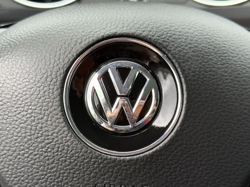 Used 2021 Volkswagen Tiguan SE FWD image 23