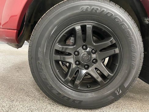 Used 2004 Toyota Tundra Limited image 21