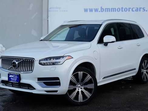 Used 2021 Volvo XC90 T8 Inscription w/ Advanced Package image 2