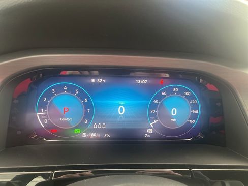 New 2026 Volkswagen Atlas Cross Sport SE AWD/4WD image 17