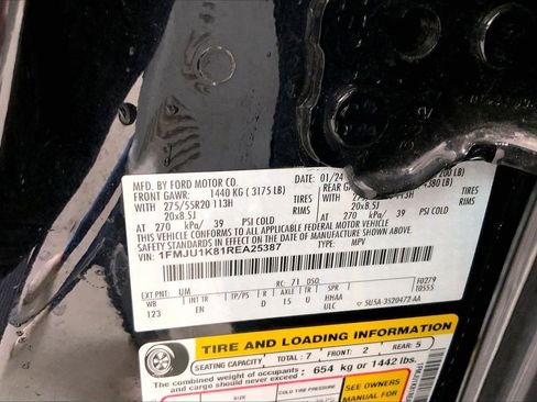 Used 2024 Ford Expedition Limited RWD image 8